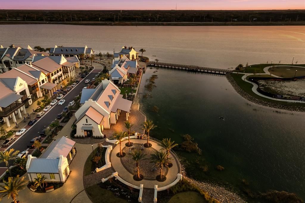 For Sale: $539,900 (4 beds, 2 baths, 1591 Square Feet)