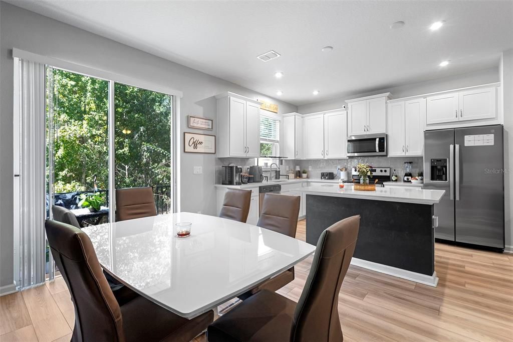 待售: $420,000 (3 贝兹, 2 浴室, 1532 平方英尺)