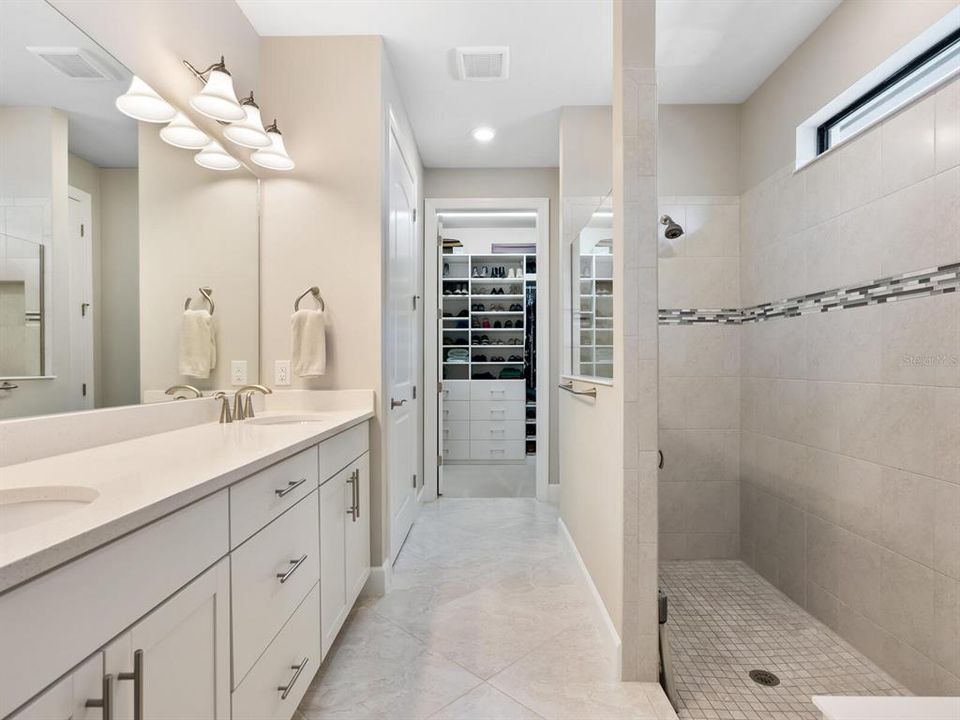 For Sale: $845,000 (3 beds, 2 baths, 2008 Square Feet)