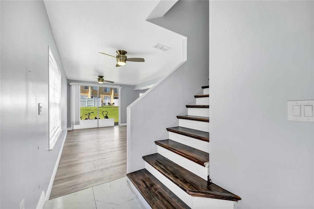 For Sale: $305,000 (4 beds, 3 baths, 1850 Square Feet)