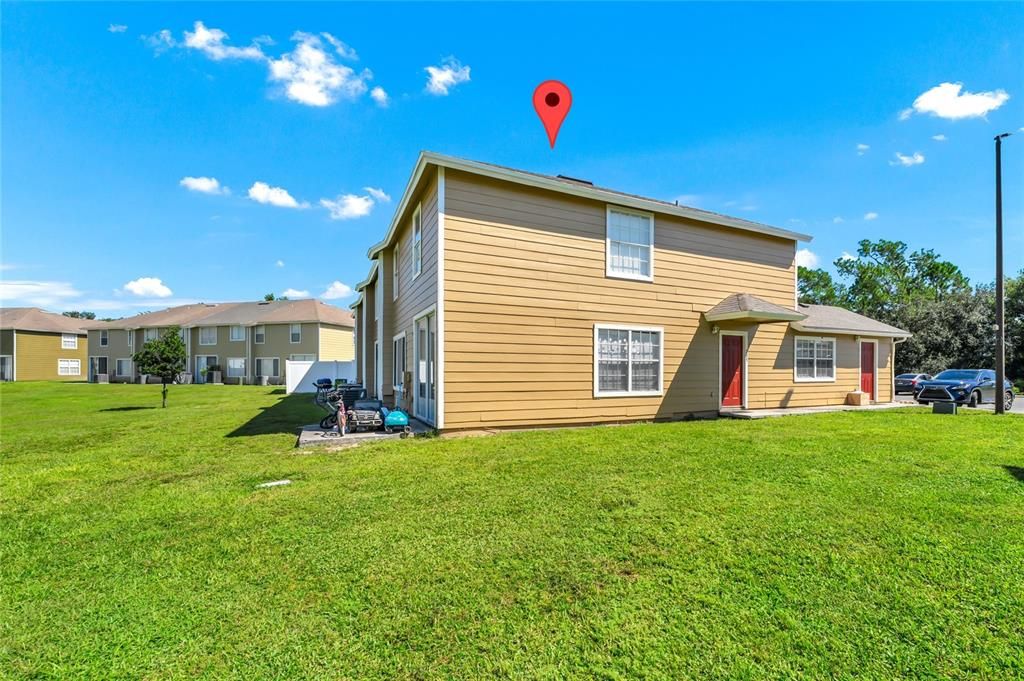 For Sale: $305,000 (4 beds, 3 baths, 1850 Square Feet)