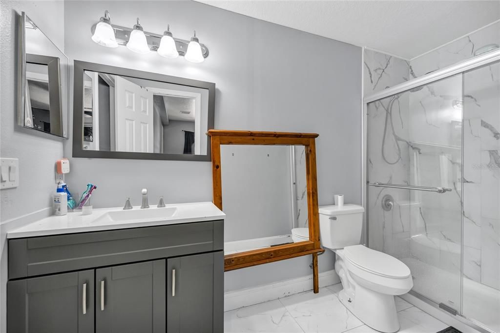 For Sale: $305,000 (4 beds, 3 baths, 1850 Square Feet)