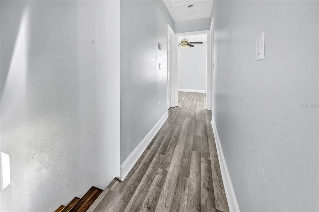 For Sale: $305,000 (4 beds, 3 baths, 1850 Square Feet)