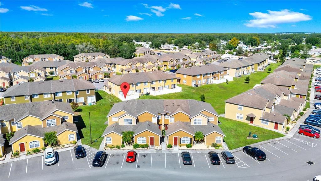 For Sale: $305,000 (4 beds, 3 baths, 1850 Square Feet)