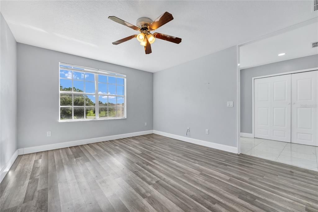 For Sale: $305,000 (4 beds, 3 baths, 1850 Square Feet)