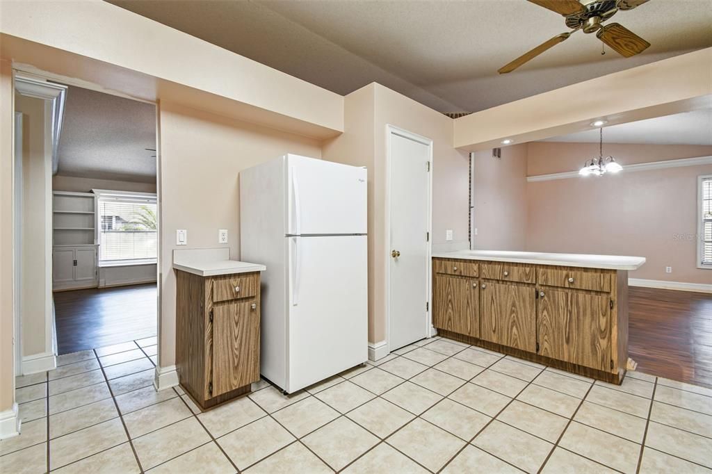 待售: $350,000 (3 贝兹, 2 浴室, 1616 平方英尺)