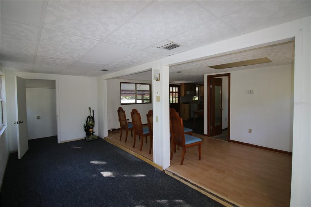 En Venta: $185,000 (2 camas, 1 baños, 832 Pies cuadrados)