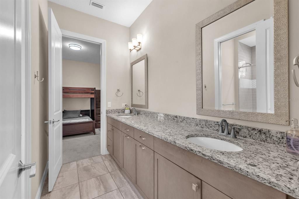 For Sale: $917,000 (4 beds, 4 baths, 3738 Square Feet)