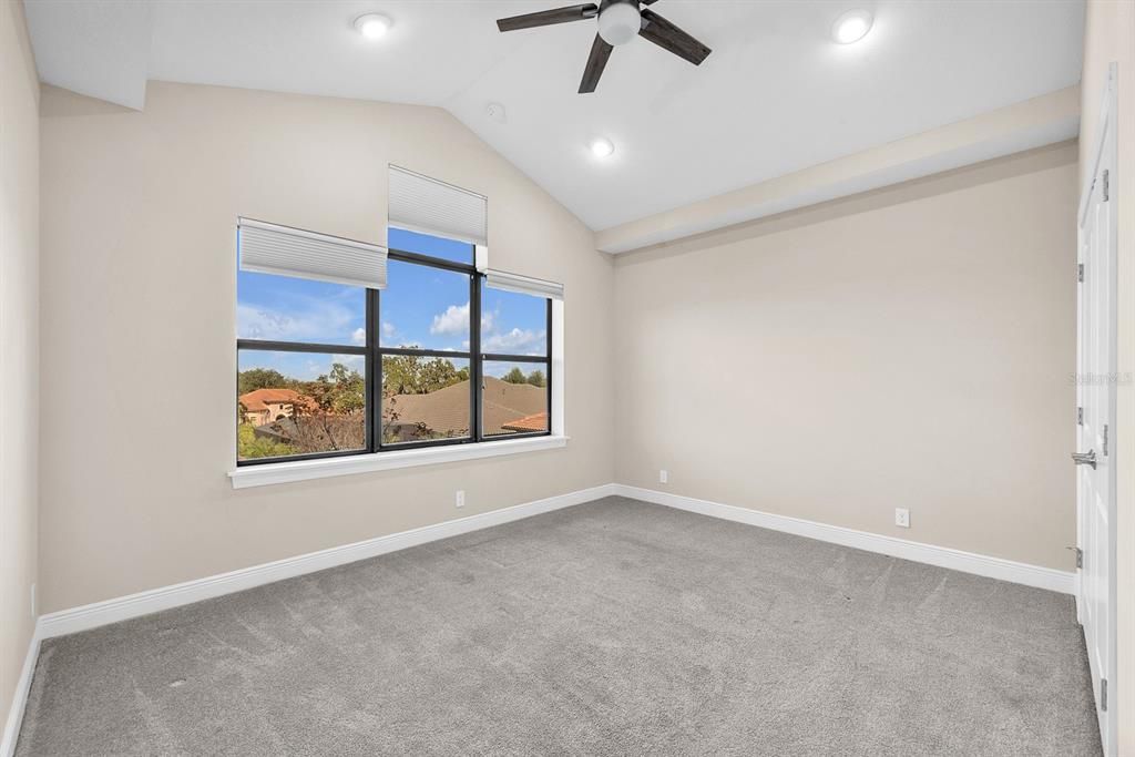 For Sale: $917,000 (4 beds, 4 baths, 3738 Square Feet)