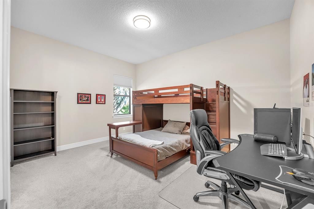 For Sale: $917,000 (4 beds, 4 baths, 3738 Square Feet)