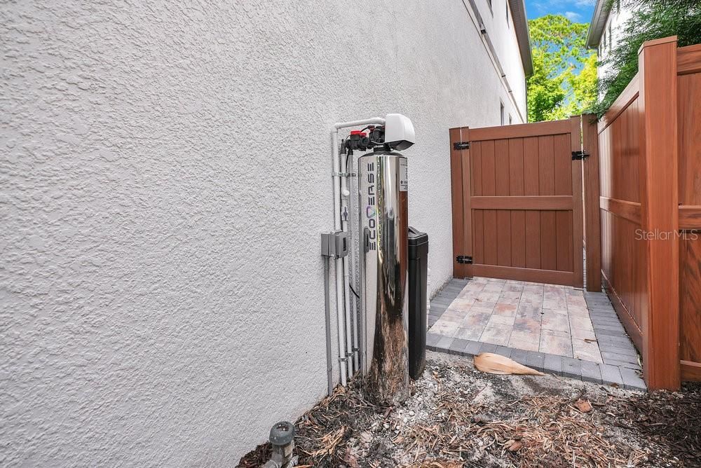 На продажу: $1,450,000 (4 спален, 4 ванн, 3911 Квадратных фут)