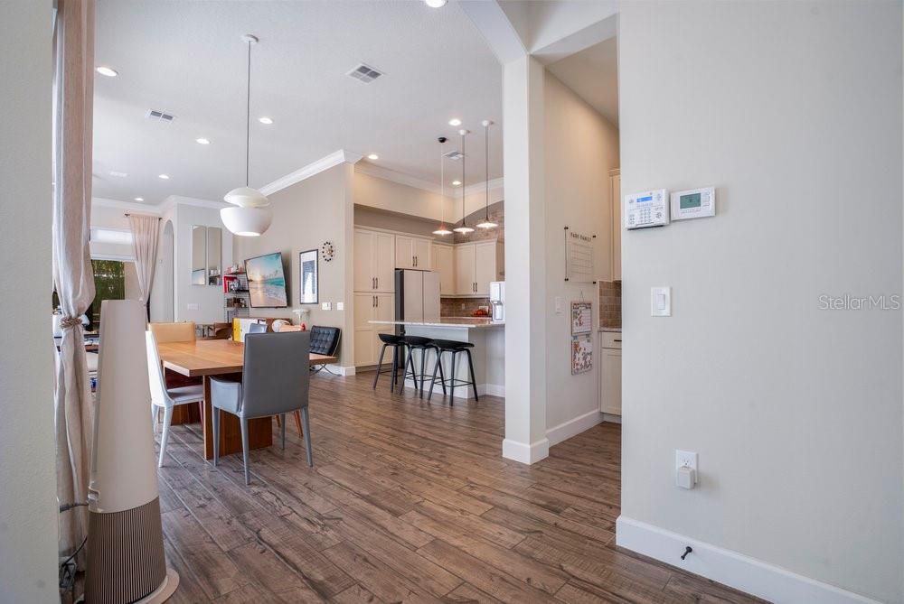 На продажу: $1,450,000 (4 спален, 4 ванн, 3911 Квадратных фут)