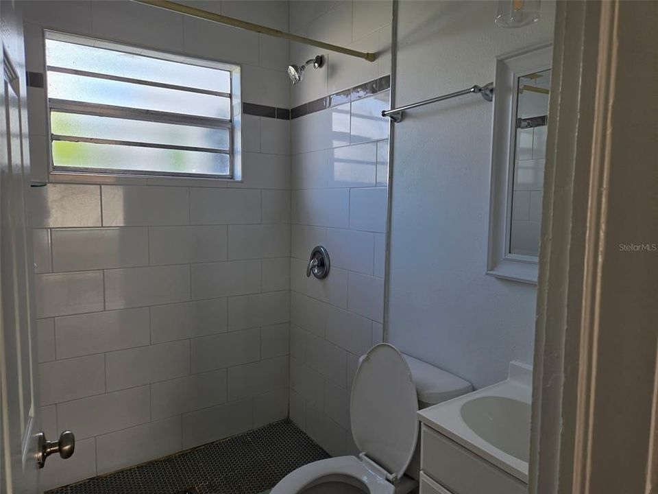 В аренду: $1,550 (2 спален, 1 ванн, 1000 Квадратных фут)