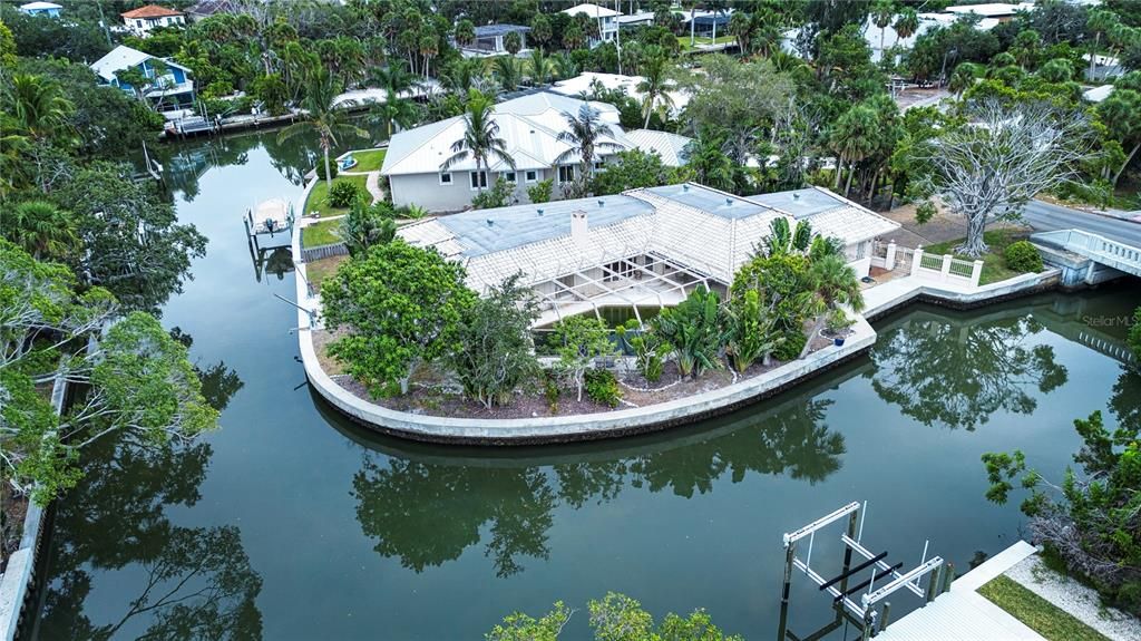 Activo con contrato: $1,398,000 (4 camas, 3 baños, 3074 Pies cuadrados)