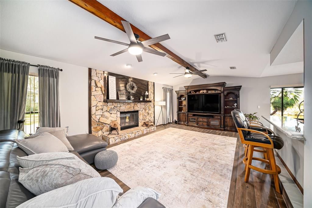 待售: $449,000 (3 贝兹, 2 浴室, 1674 平方英尺)