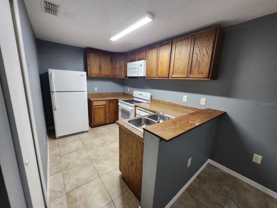 出租: $1,175 (2 贝兹, 2 浴室, 1245 平方英尺)