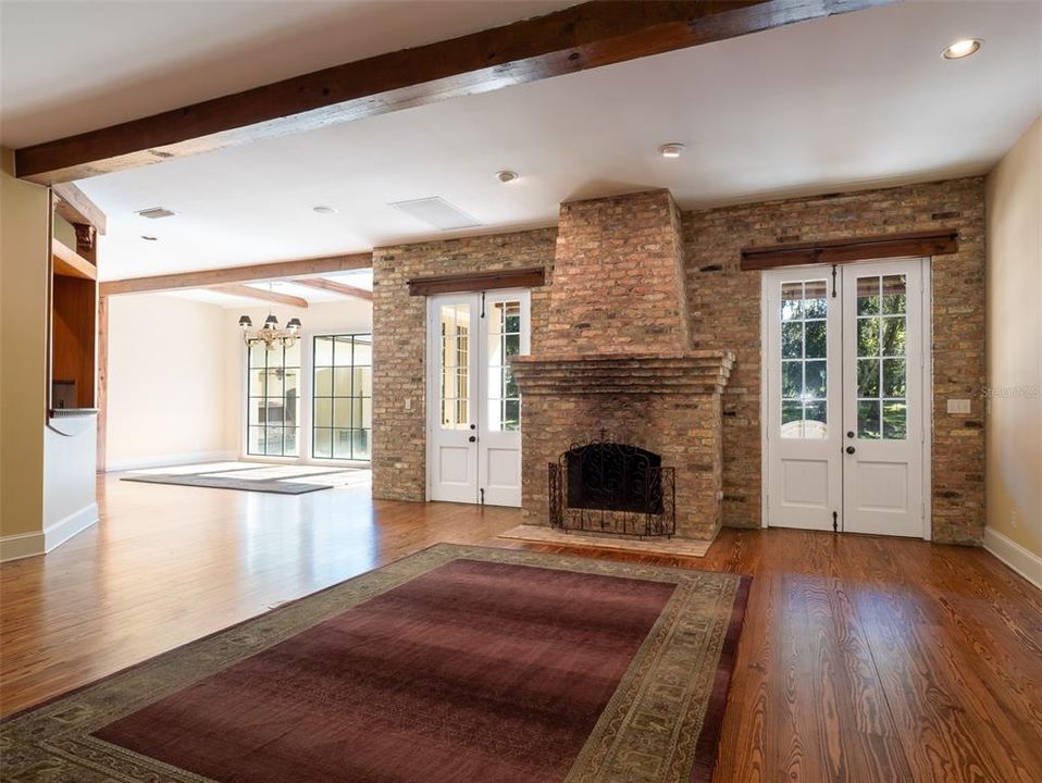 待售: $1,595,000 (5 贝兹, 6 浴室, 6410 平方英尺)