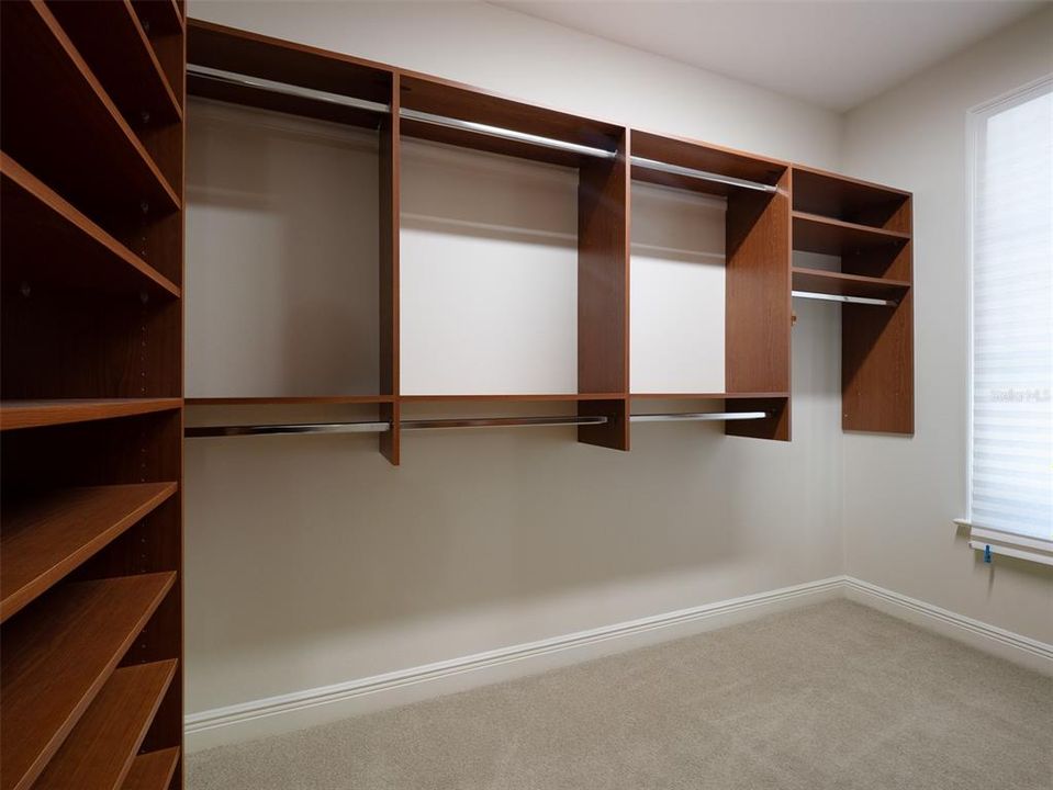 待售: $1,595,000 (5 贝兹, 6 浴室, 6410 平方英尺)