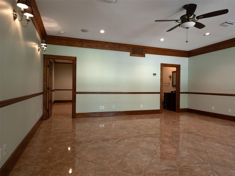 待售: $1,595,000 (5 贝兹, 6 浴室, 6410 平方英尺)