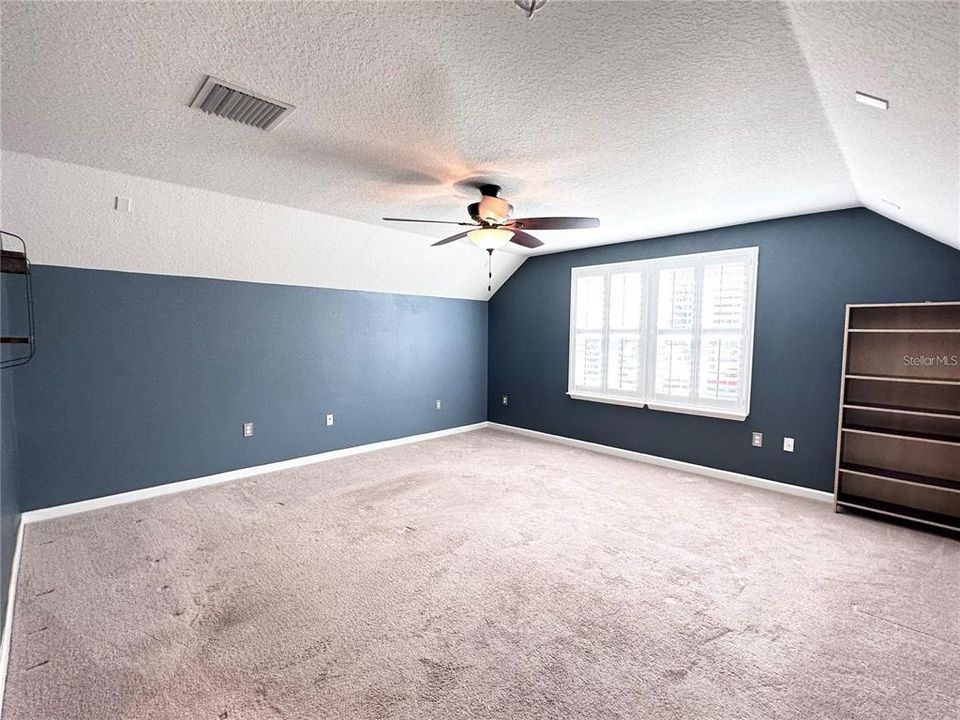 For Rent: $2,450 (4 beds, 3 baths, 2372 Square Feet)