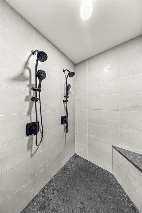 Active With Contract: $389,900 (3 beds, 2 baths, 1722 Square Feet)