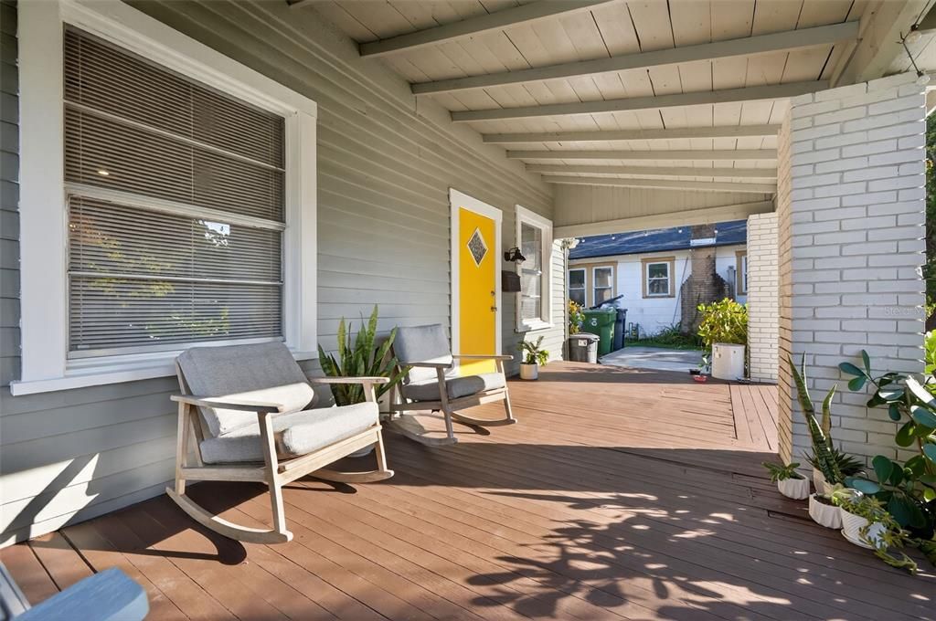 For Rent: $3,000 (3 beds, 2 baths, 1188 Square Feet)