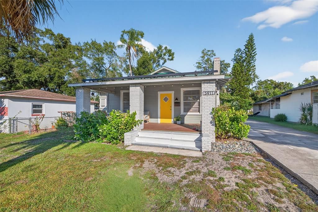 For Rent: $3,000 (3 beds, 2 baths, 1188 Square Feet)