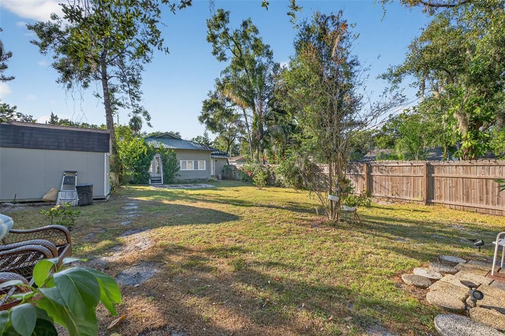 For Rent: $3,000 (3 beds, 2 baths, 1188 Square Feet)