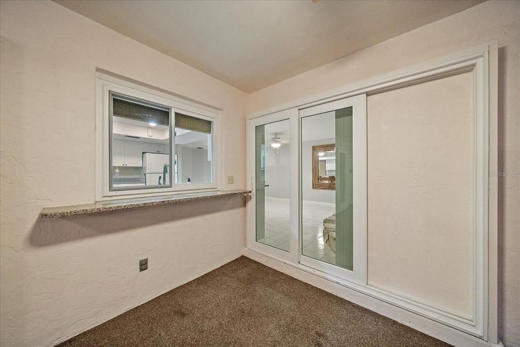 Activo con contrato: $739,000 (5 camas, 3 baños, 2354 Pies cuadrados)