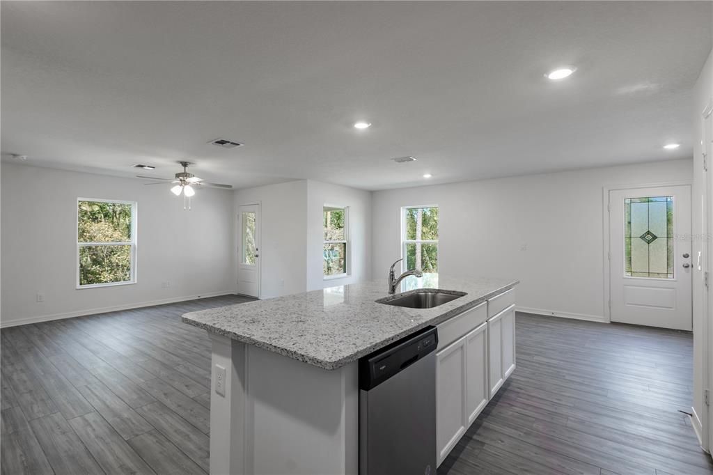 For Sale: $266,900 (3 beds, 2 baths, 1795 Square Feet)