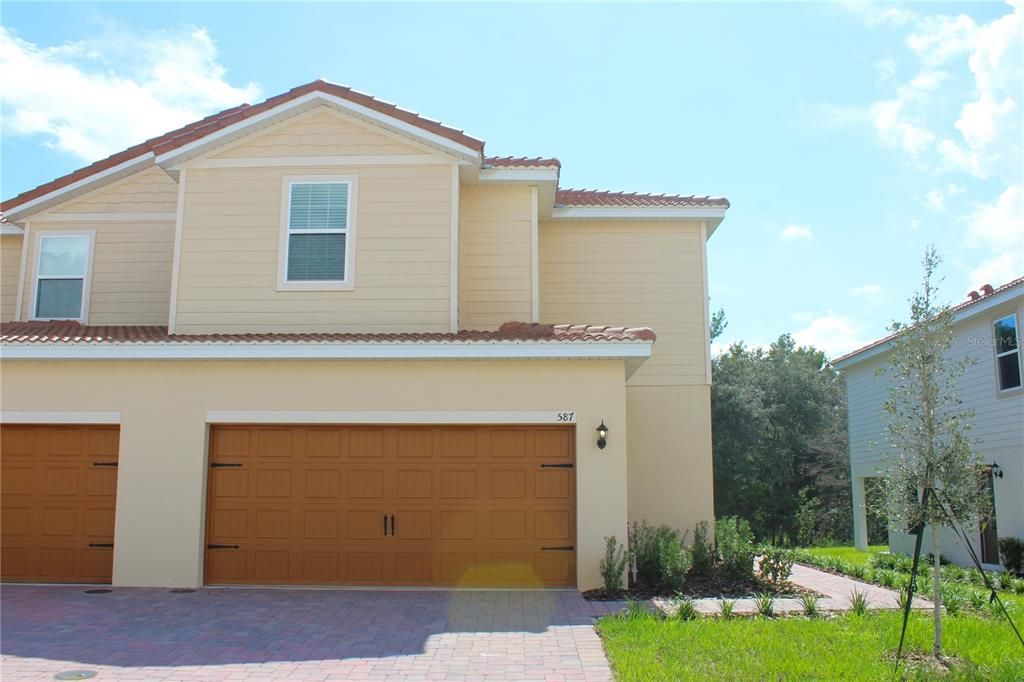 For Sale: $266,900 (3 beds, 2 baths, 1795 Square Feet)