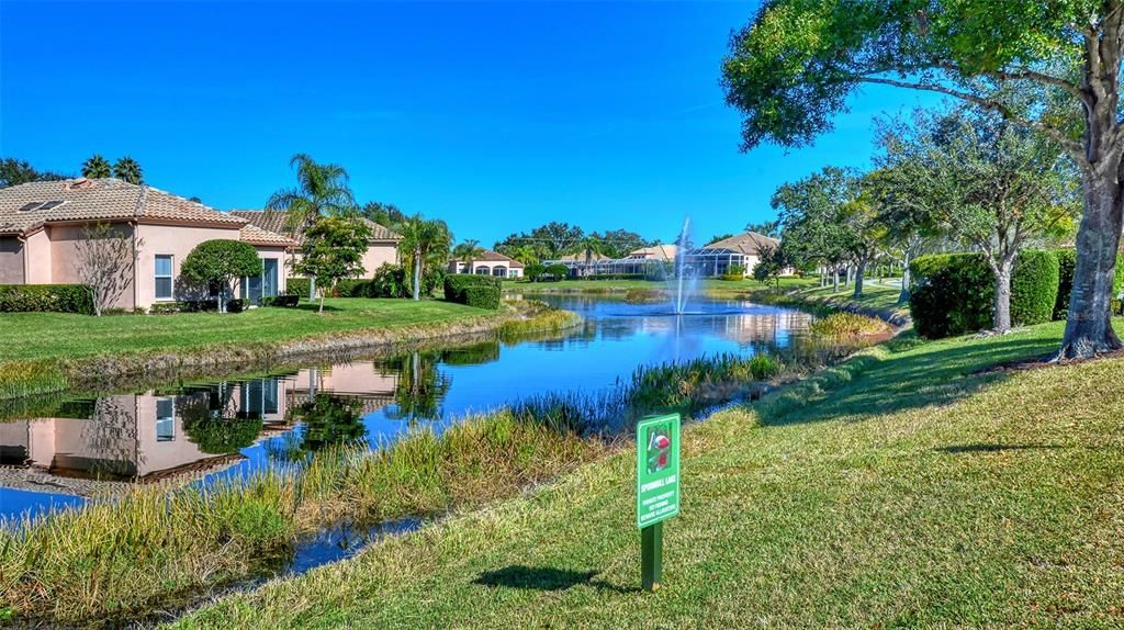 Active With Contract: $559,000 (3 beds, 2 baths, 2114 Square Feet)