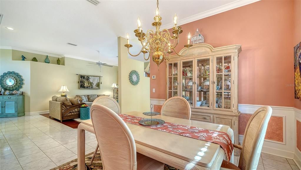 Active With Contract: $559,000 (3 beds, 2 baths, 2114 Square Feet)