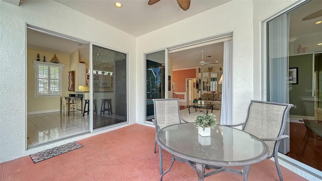 Active With Contract: $559,000 (3 beds, 2 baths, 2114 Square Feet)