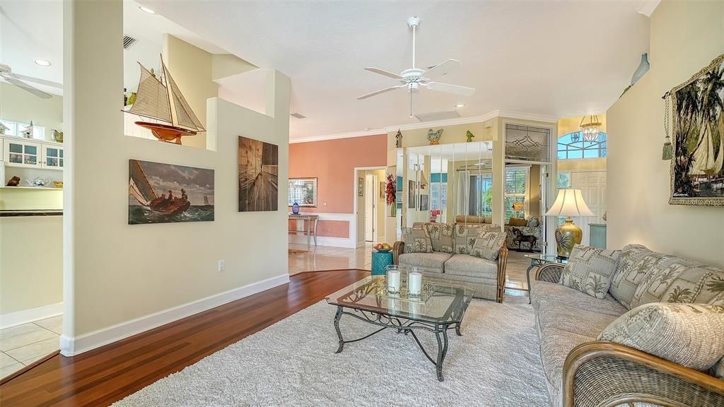 Active With Contract: $559,000 (3 beds, 2 baths, 2114 Square Feet)