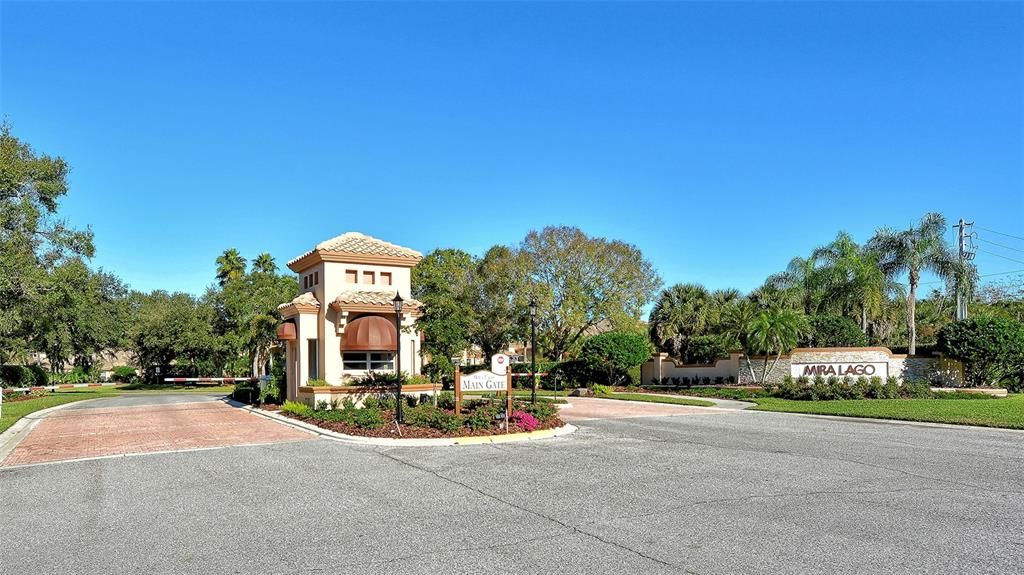 Active With Contract: $559,000 (3 beds, 2 baths, 2114 Square Feet)