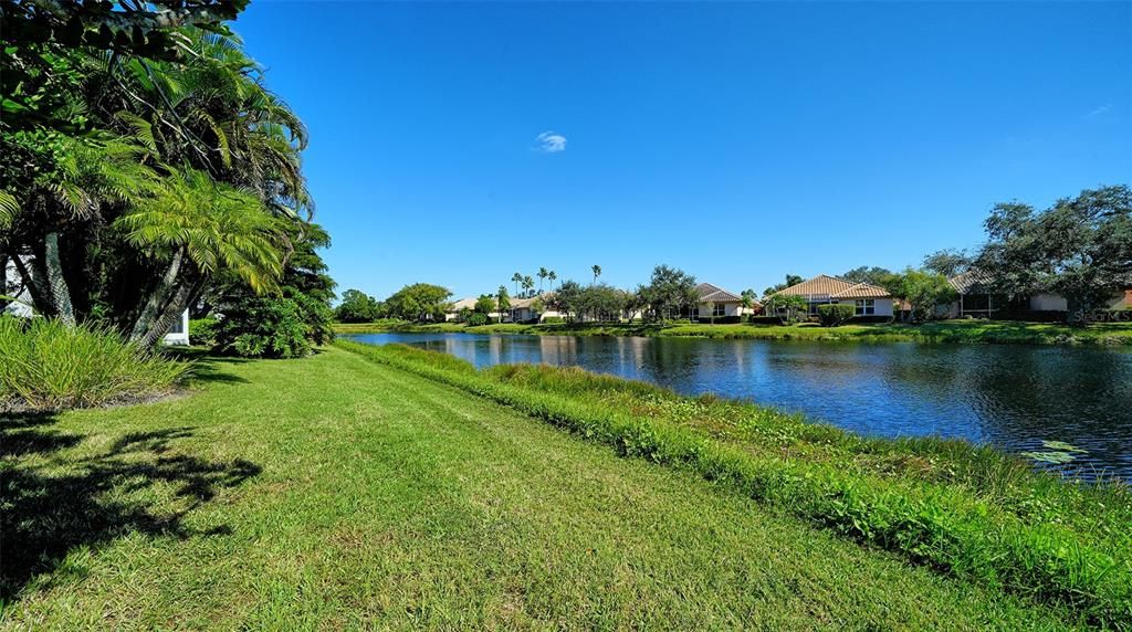 Active With Contract: $559,000 (3 beds, 2 baths, 2114 Square Feet)