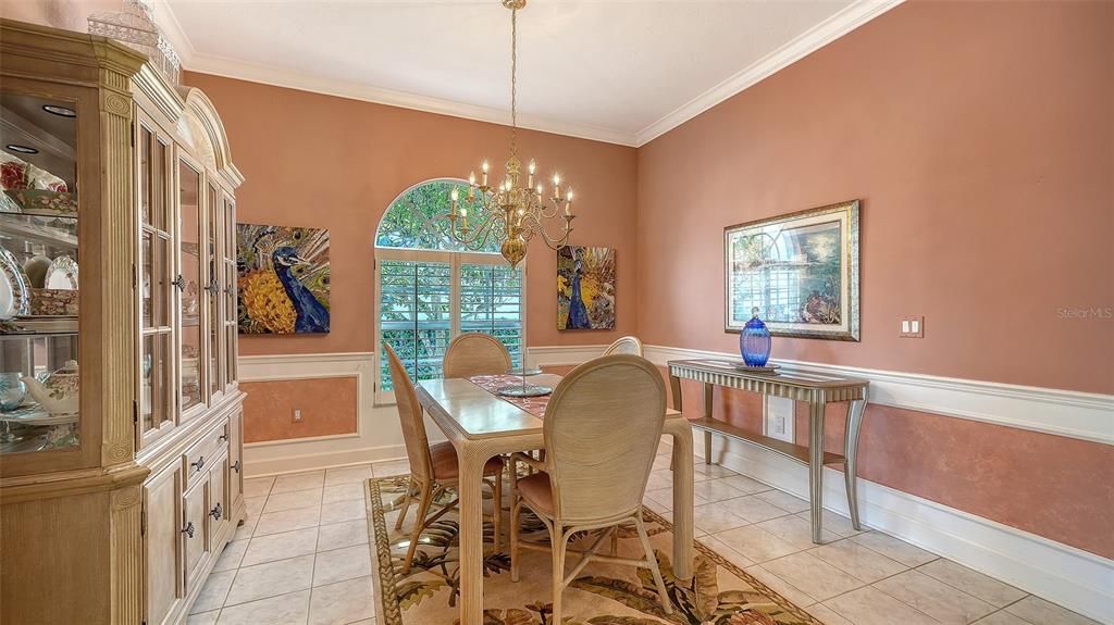 Active With Contract: $559,000 (3 beds, 2 baths, 2114 Square Feet)