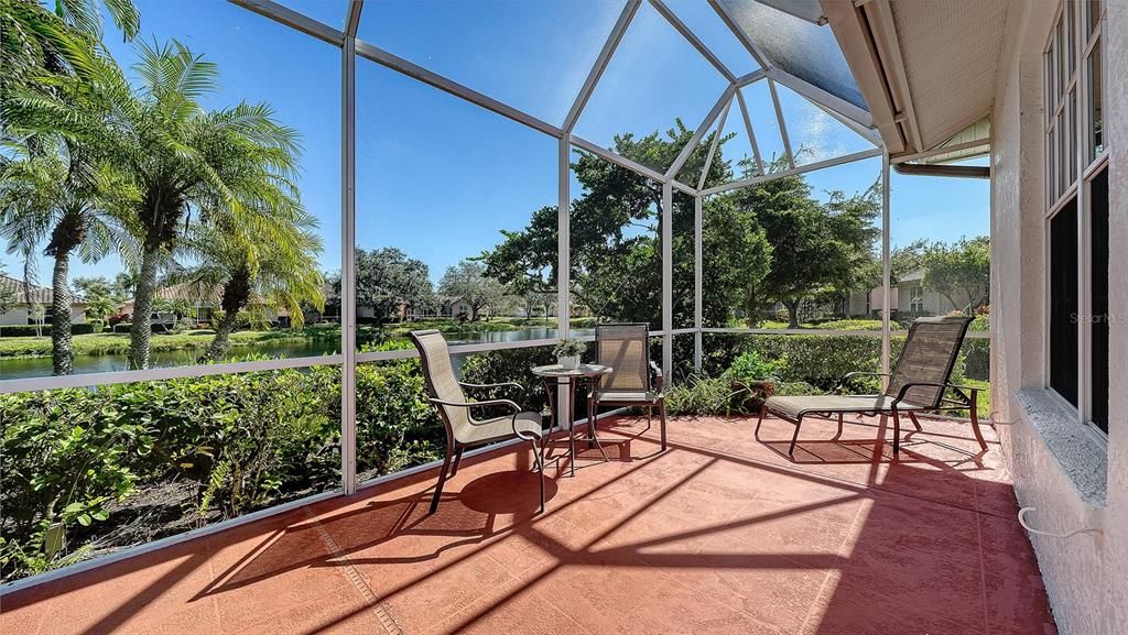 Active With Contract: $559,000 (3 beds, 2 baths, 2114 Square Feet)