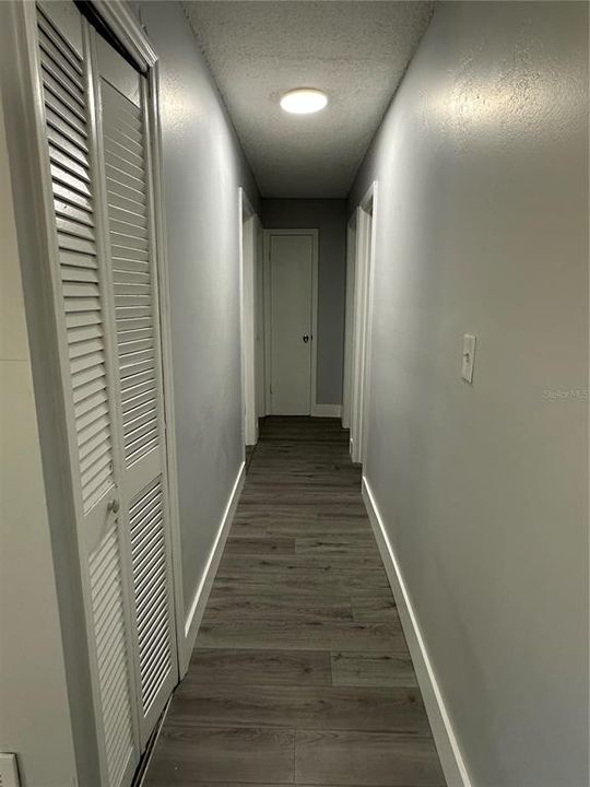 Activo con contrato: $2,000 (3 camas, 2 baños, 1008 Pies cuadrados)