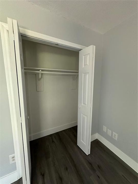 Activo con contrato: $2,000 (3 camas, 2 baños, 1008 Pies cuadrados)