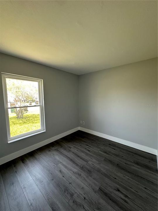 Activo con contrato: $2,000 (3 camas, 2 baños, 1008 Pies cuadrados)