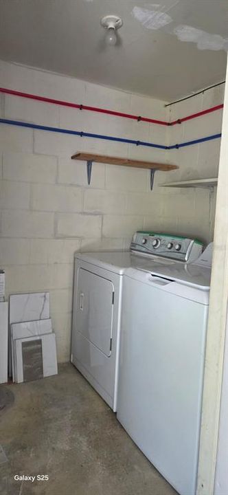 На продажу: $270,000 (2 спален, 1 ванн, 858 Квадратных фут)