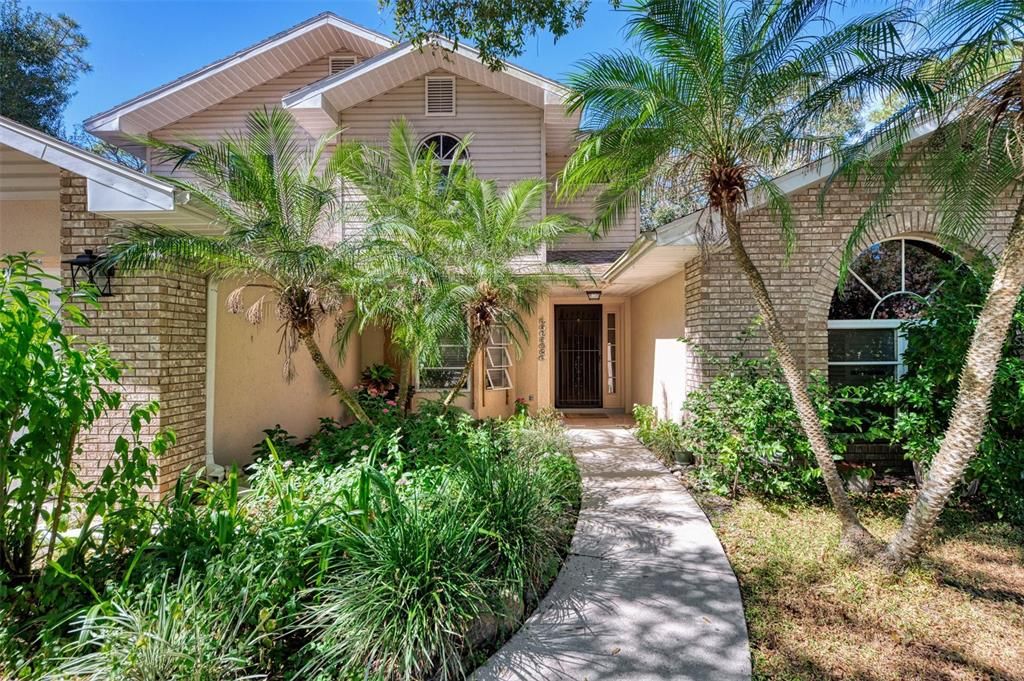 Active With Contract: $648,800 (4 beds, 3 baths, 2839 Square Feet)