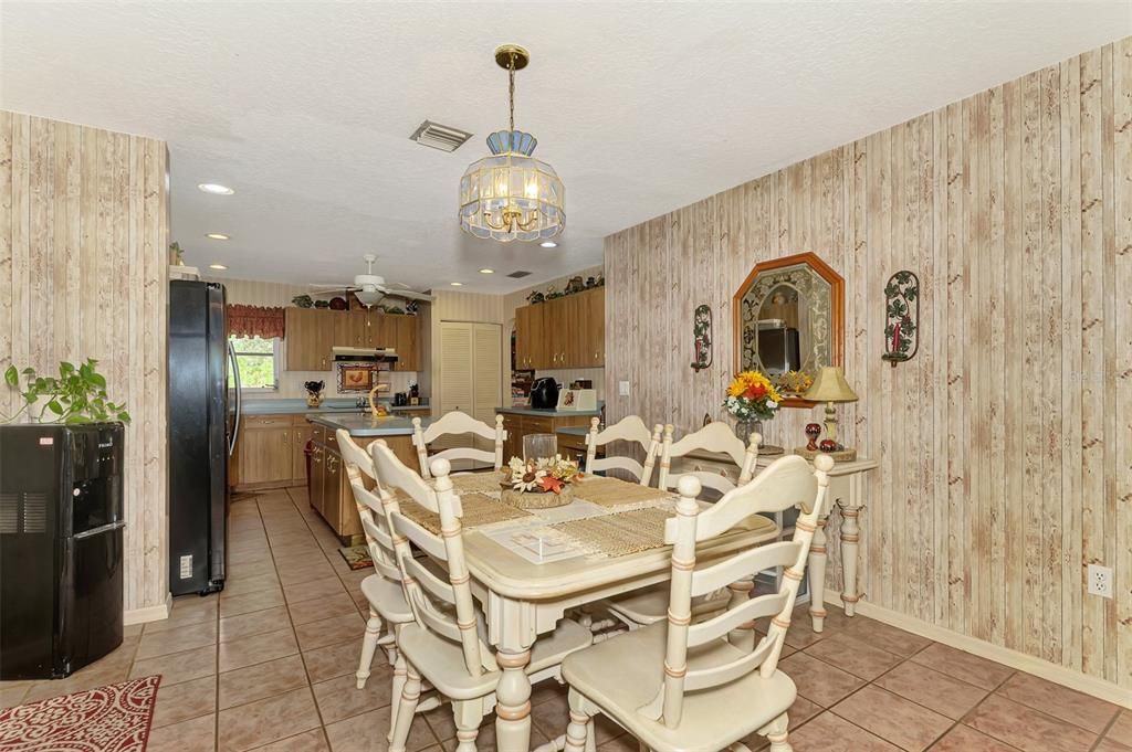 Active With Contract: $648,800 (4 beds, 3 baths, 2839 Square Feet)