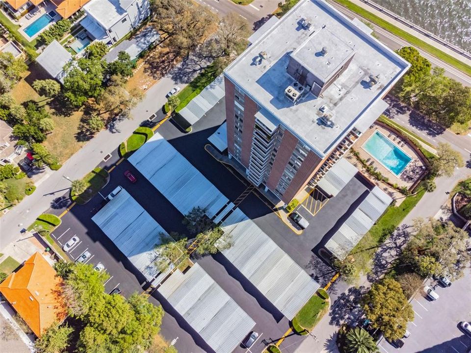 Active With Contract: $272,500 (2 beds, 2 baths, 846 Square Feet)