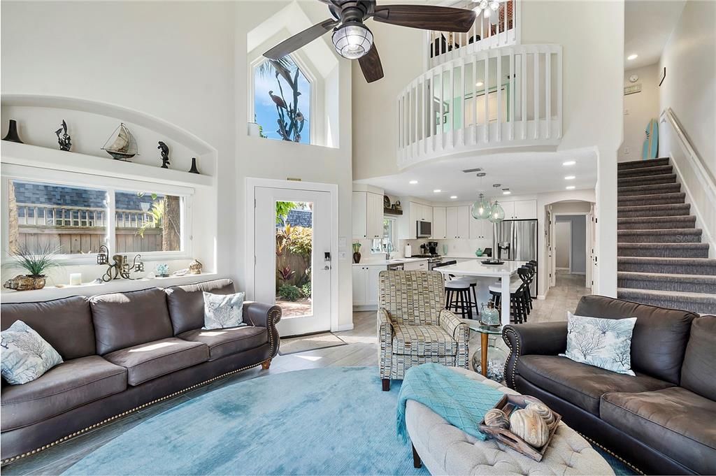 Activo con contrato: $599,000 (3 camas, 3 baños, 1694 Pies cuadrados)