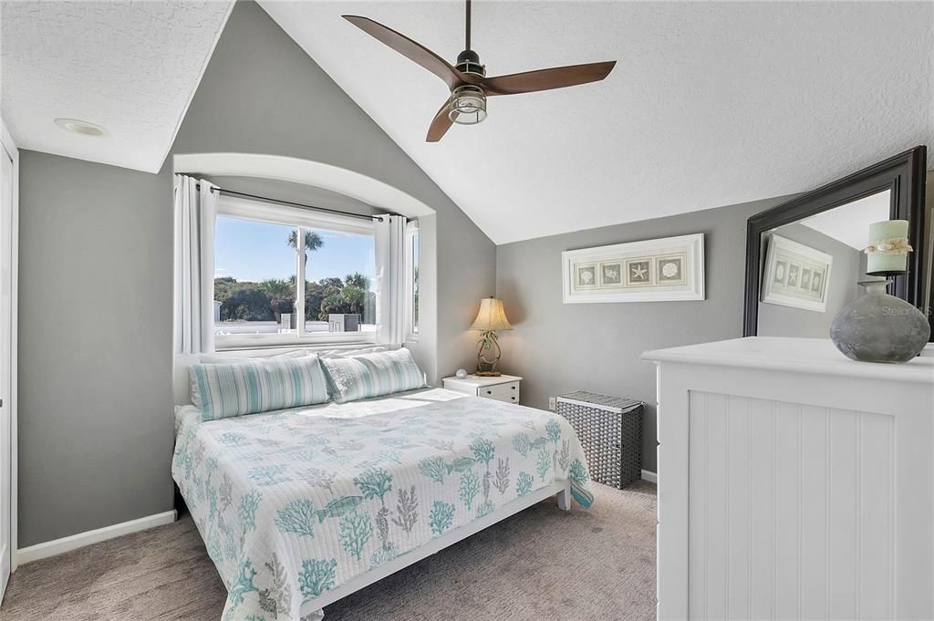 Activo con contrato: $599,000 (3 camas, 3 baños, 1694 Pies cuadrados)