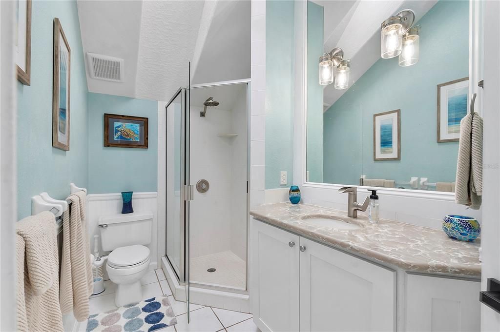 Activo con contrato: $599,000 (3 camas, 3 baños, 1694 Pies cuadrados)