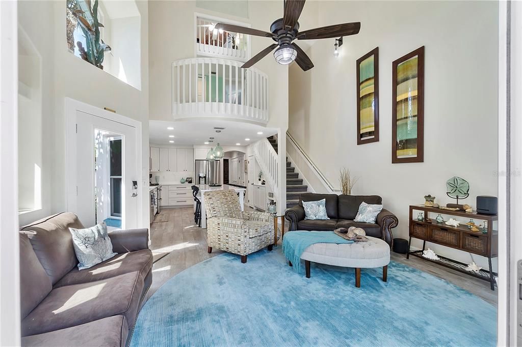 Activo con contrato: $599,000 (3 camas, 3 baños, 1694 Pies cuadrados)